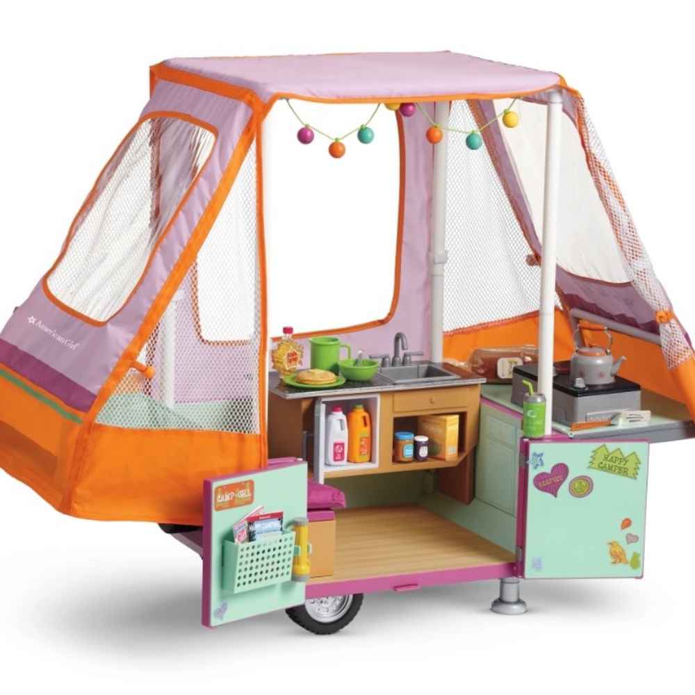 RETIRED American Girl Adventure Pop-Up Camper